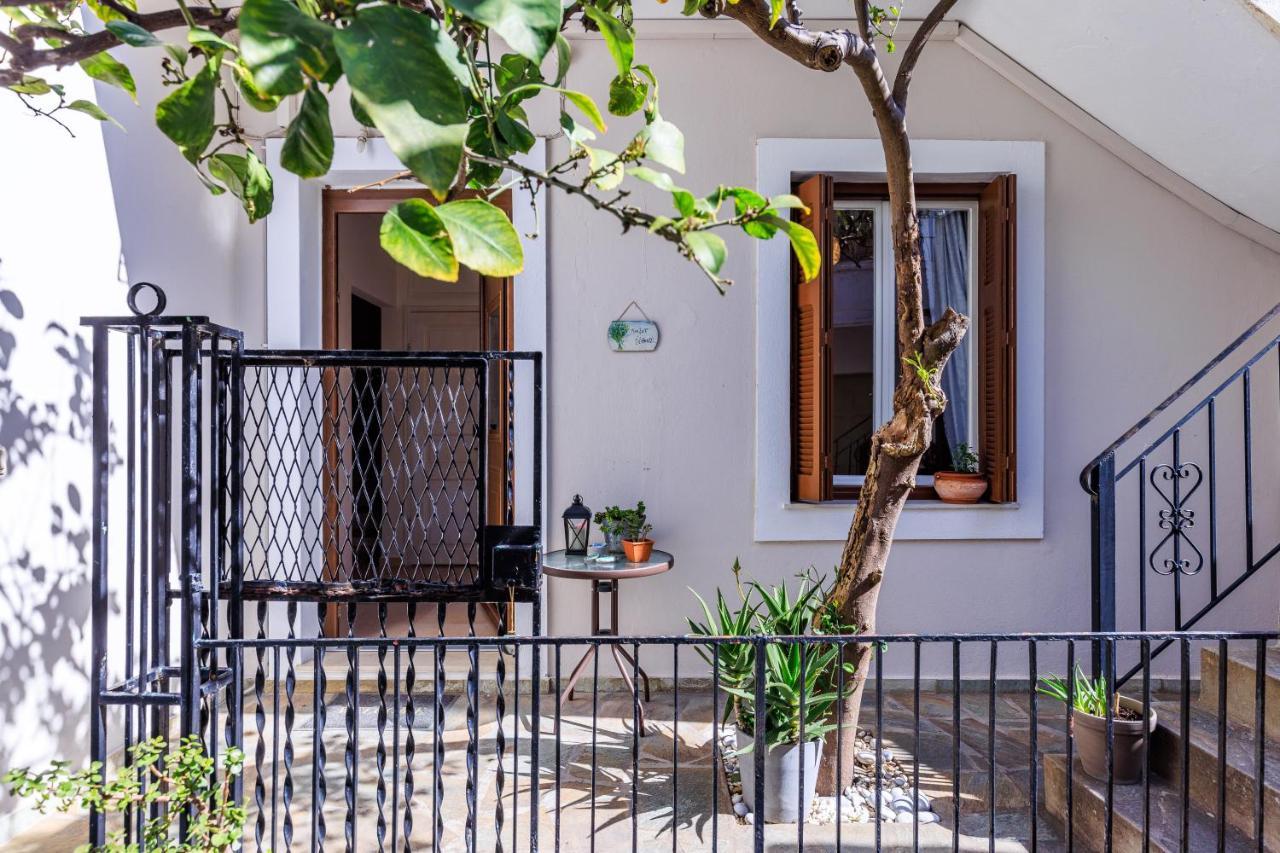 Petradi Town Apartment Скопелос Экстерьер фото